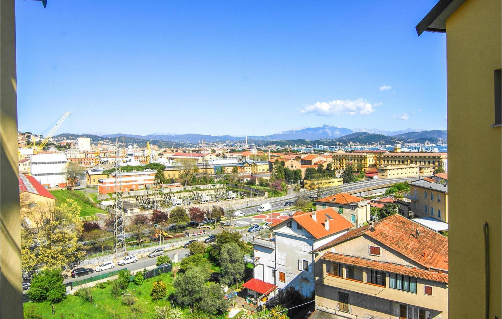 Cozy Apartment In La Spezia With Wifi Exterior foto